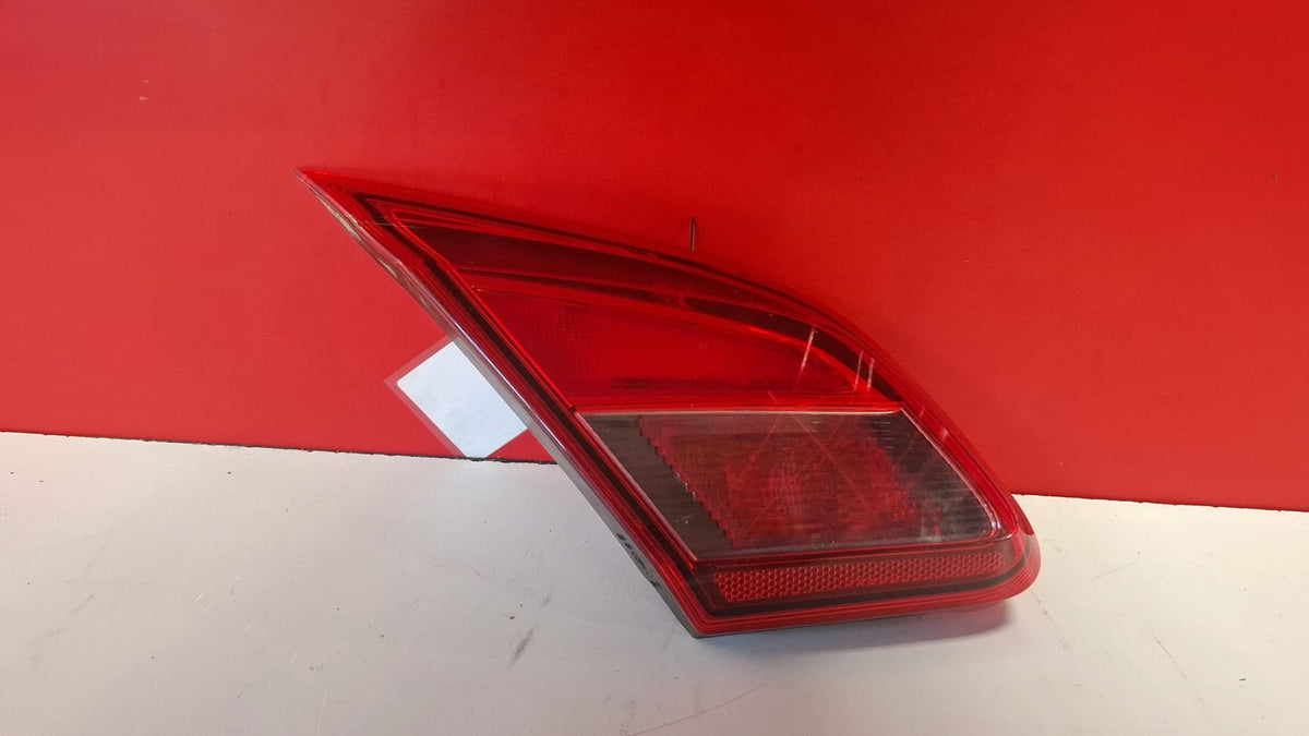 Piloto Trs IZQ Int Opel Corsa 2016 39012623 39012623