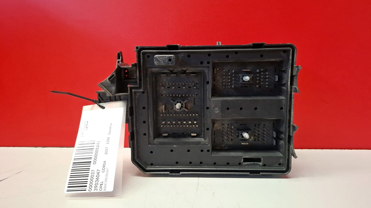 Caja Fusibles Bsm Opel Corsa 2017 39036047 39036047