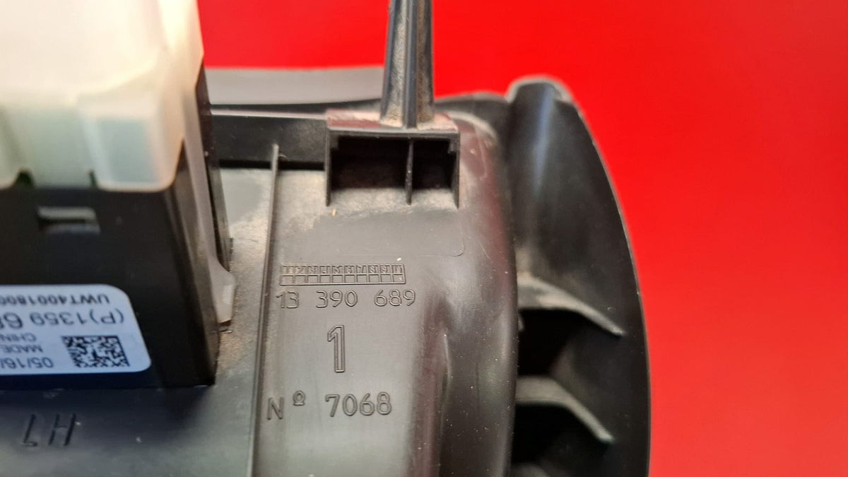 Consola Central Opel Corsa 2017 13390689