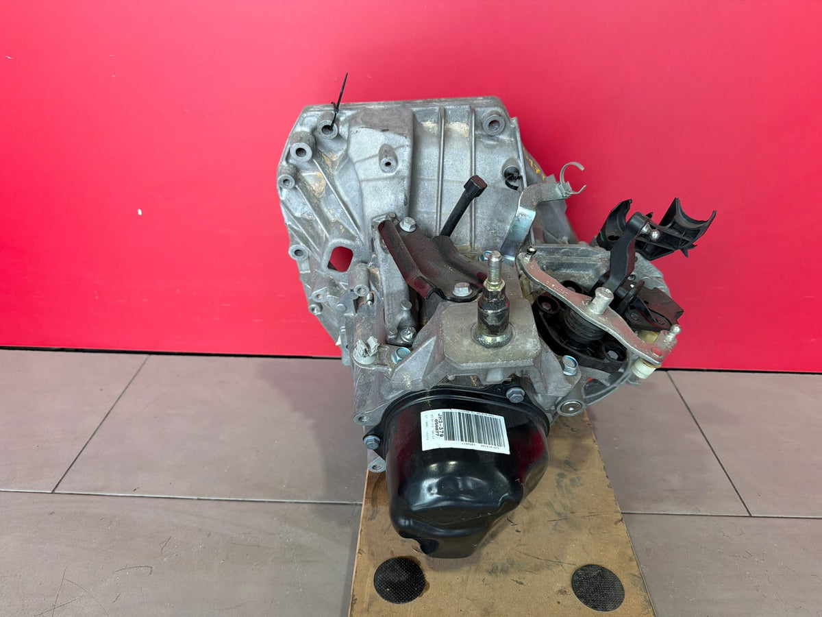 Caja Cambios Nissan Micra 2018 JH3379