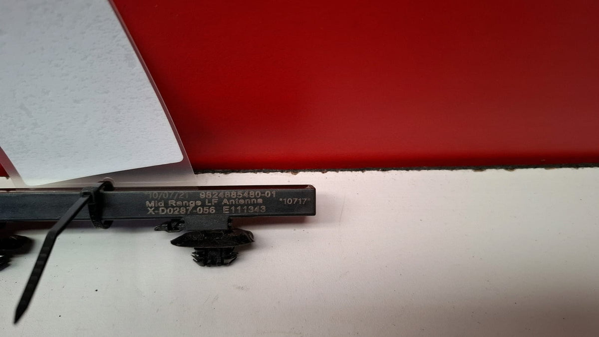 Antena Peugeot 308 2022 9824885480
