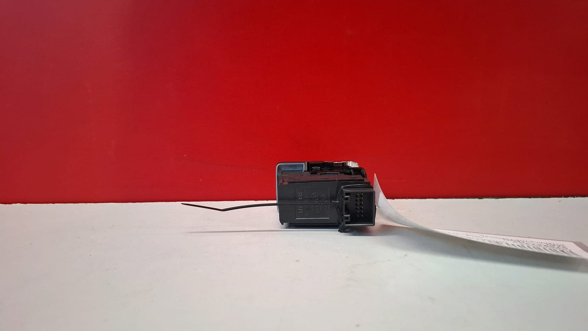 Interruptor Freno Electrico Seat Leon 2018 575927225 Ref 5036 575927225
