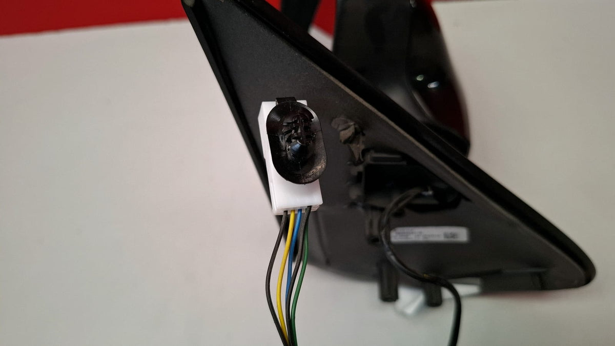 Retrovisor IZQ de Color Negro con 5 Pines Dacia Sandero Año 2018 Dacia Sandero 2018 RETROVISOR IZQUIERDO RETROVISOR IZQUIERDO