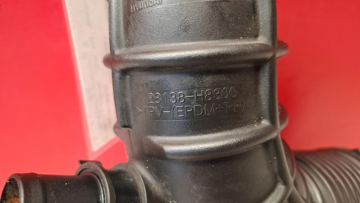 Tubo Admision Kia Stonic 2020 28138H8300