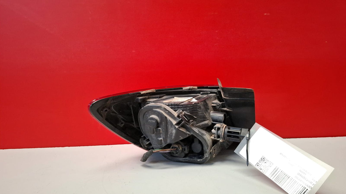 Piloto Trasero Derecho Seat Leon 2016 5F0945096B 5F0945096B