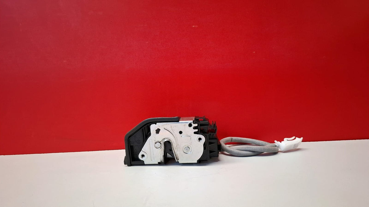 Cerradura Puerta Trasera Derecha Bmw Serie 1 2012 72294460/51227229460 72294460/51227229460