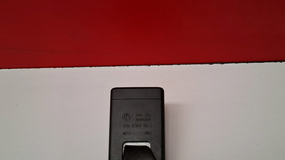 Enganche Cinturon Bmw Serie 1 2012 72117266352