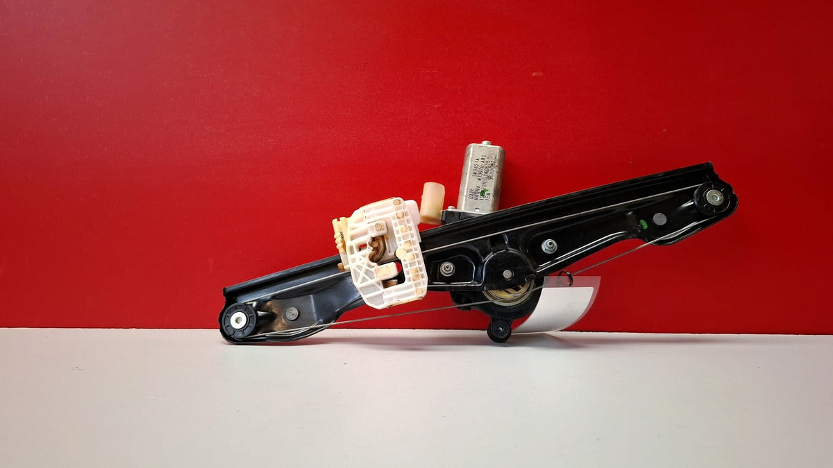 Elevalunas Trasero Derecho Bmw Serie 1 2012 7242556 7242556