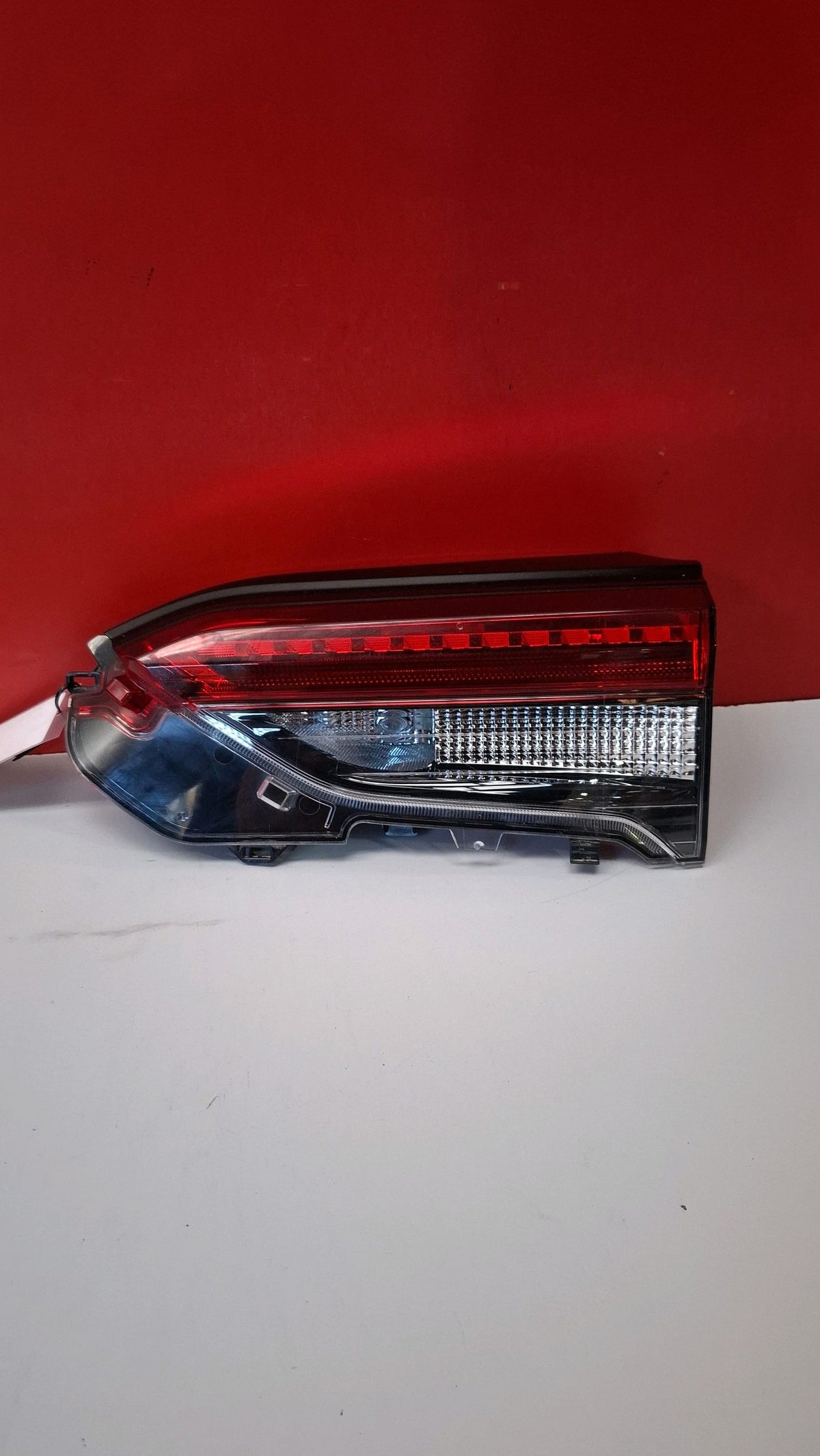 Piloto Trasero Derecho Interior Toyota Rav 4 2020 8158042151 8158042151