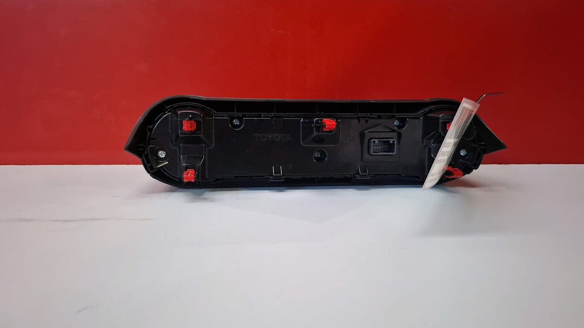 Mando Calefaccion / Aire Acondicionado Toyota Rav 4 2020 5590042580