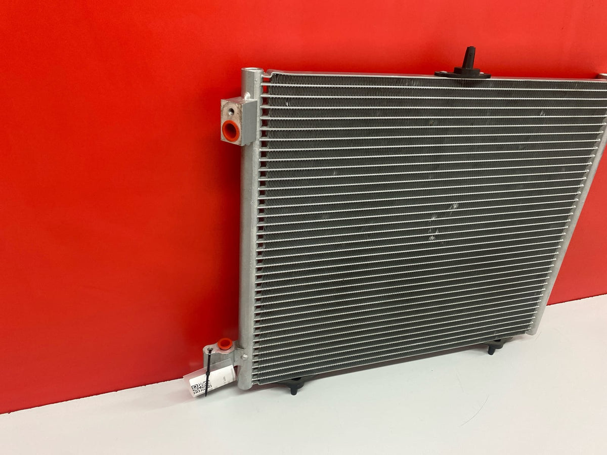 Radiador Aire Acondicionado Peugeot 208 Vti 2014 CONDENSADOR A/C CONDENSADOR A/C