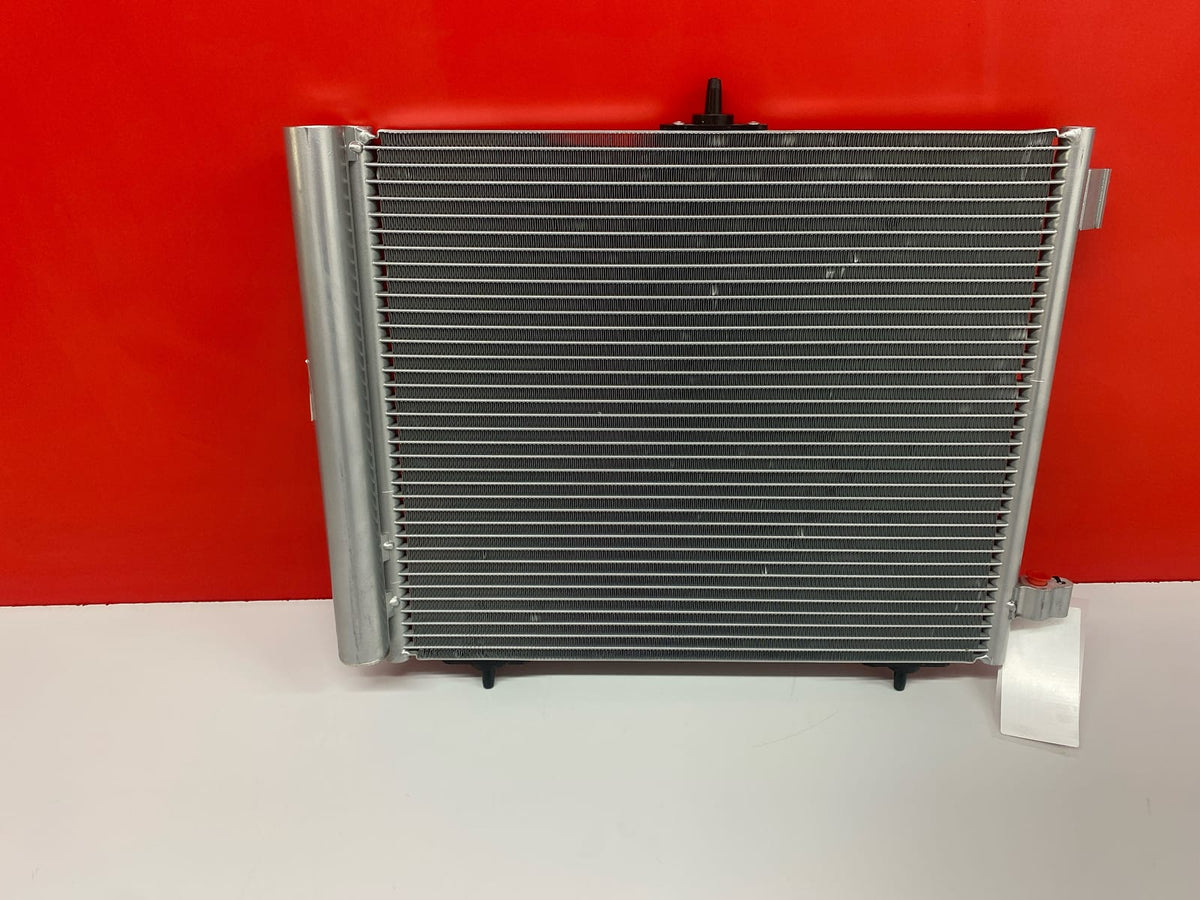 Radiador Aire Acondicionado Peugeot 208 Vti 2014 CONDENSADOR A/C CONDENSADOR A/C