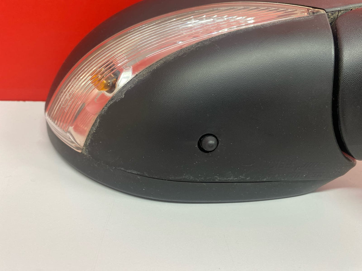 Retrovisor DCH Clio Iv Renault Clio 2014 963016264R Ref 1837