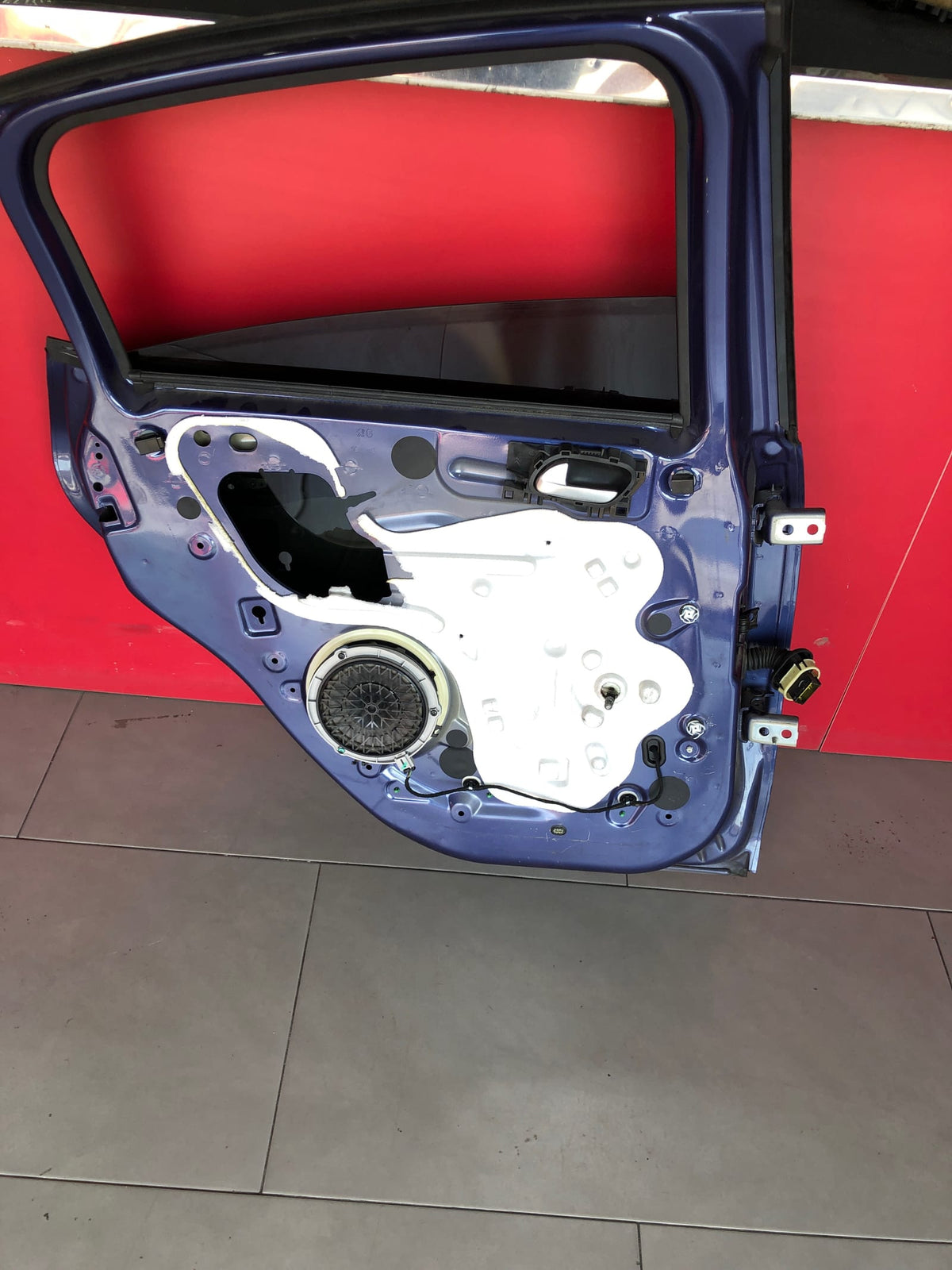 Puerta Trs IZQ Peugeot 208 2014 PUERTA TRASERA IZQUIERDA