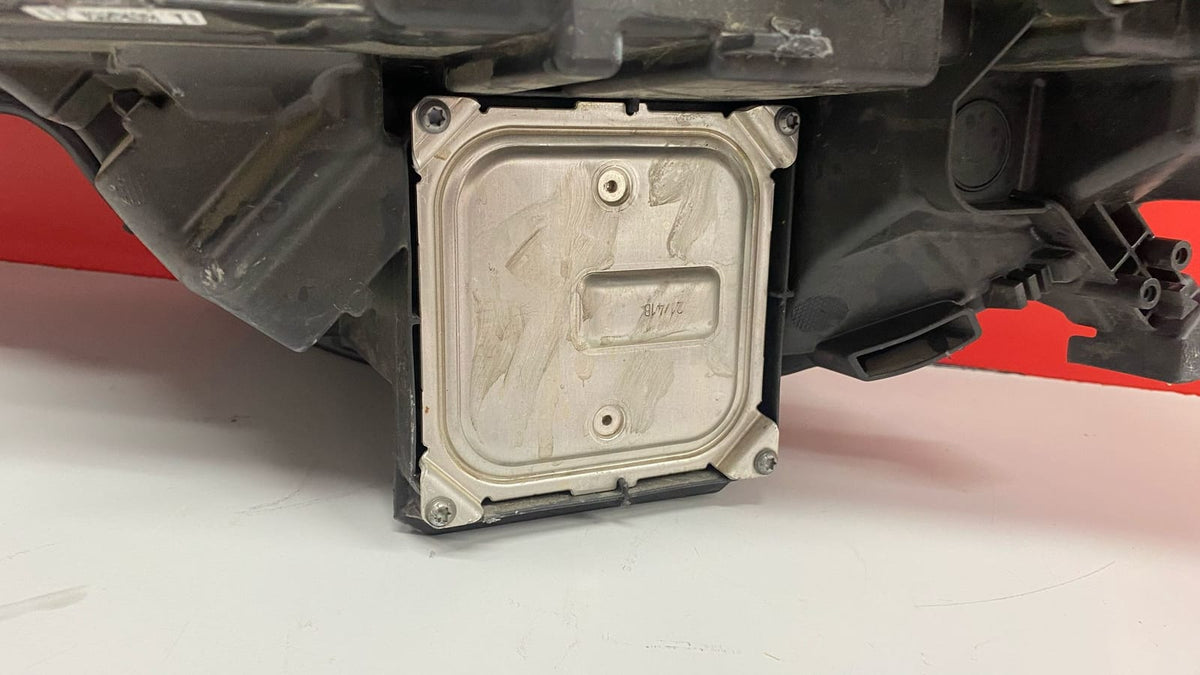 Faro del DCH Full LED Renault Mégane 2022 260106131R