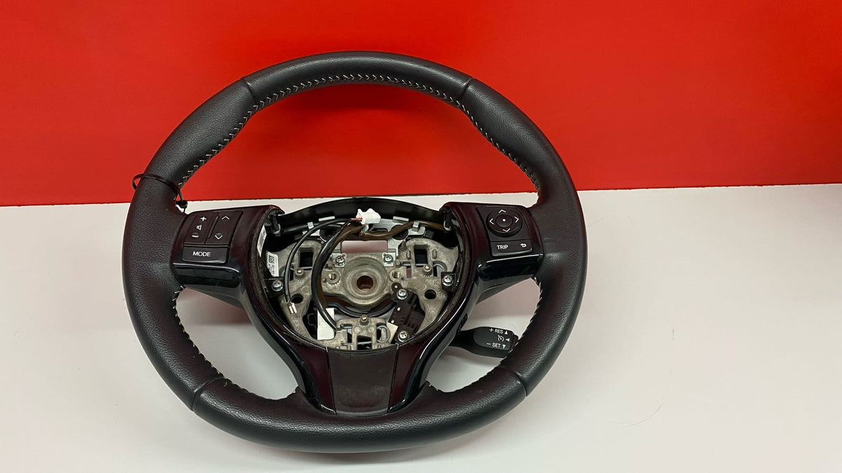 Volante Toyota Yaris 2019 310374599BMY Ref 1303