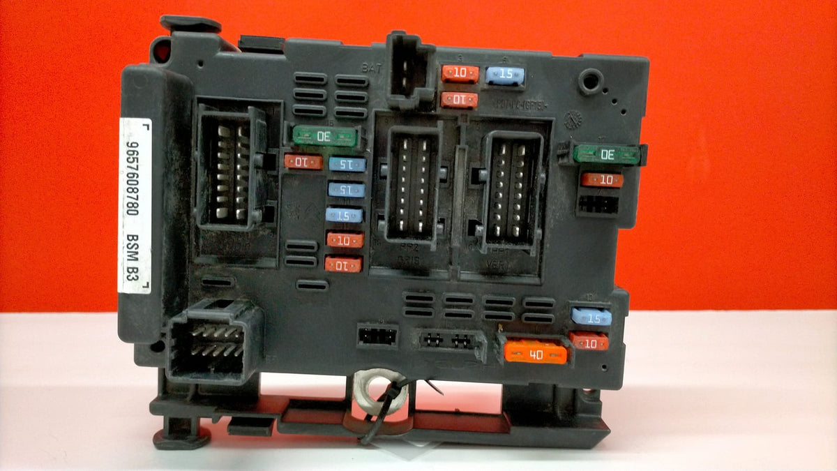 Caja Fusibles Bsm B3 Peugeot 307 2005 9657608780 9657608780