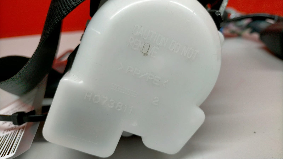 Cinturon Trs IZQ Toyota Yaris P13 Toyota Yaris 2019 H073901 H073901
