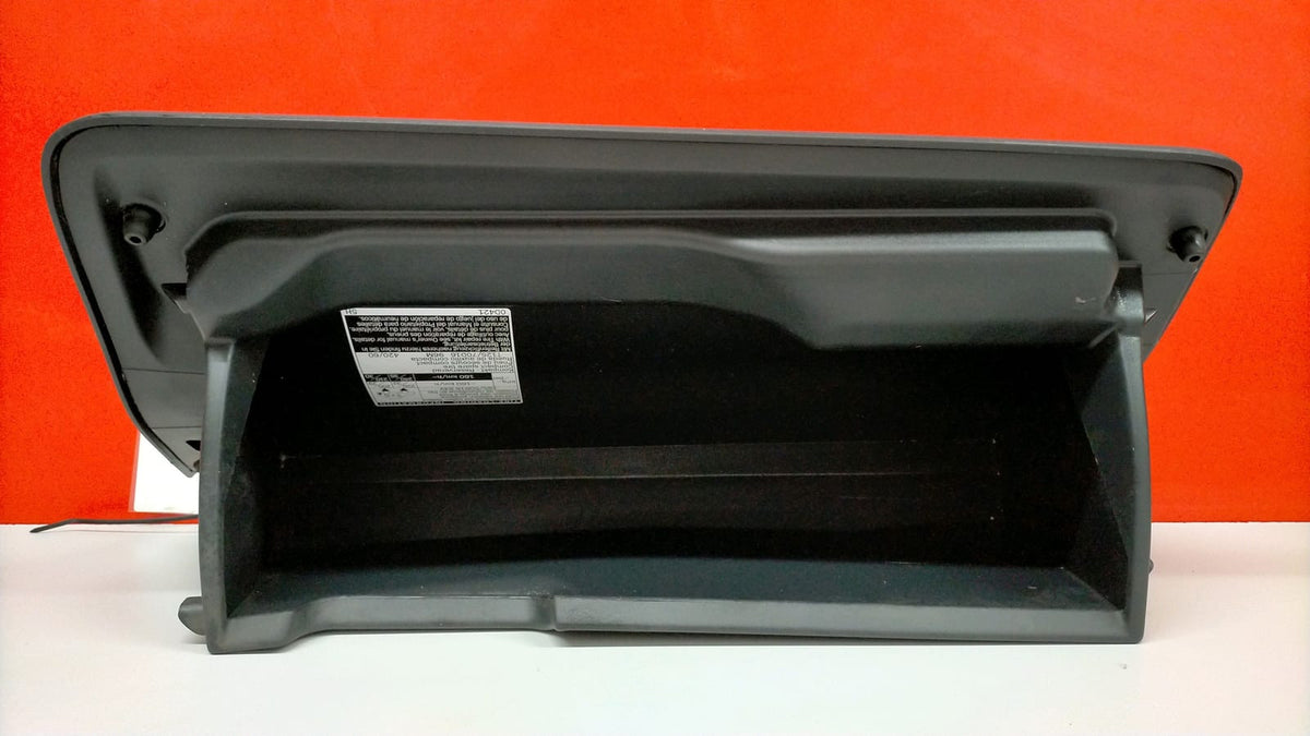 Guantera Yaris P13 Toyota Yaris 2019 555500D151 555500D151