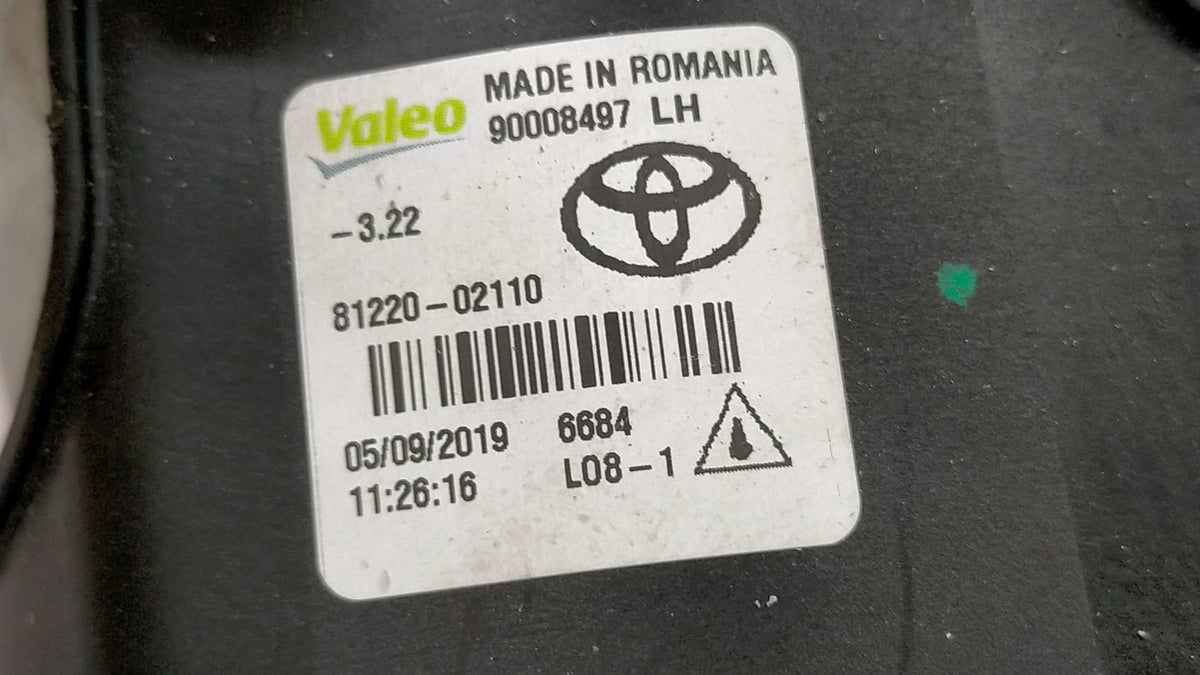 Antiniebla del IZQ Yaris P13 Toyota Yaris 2019 8122002110 8122002110
