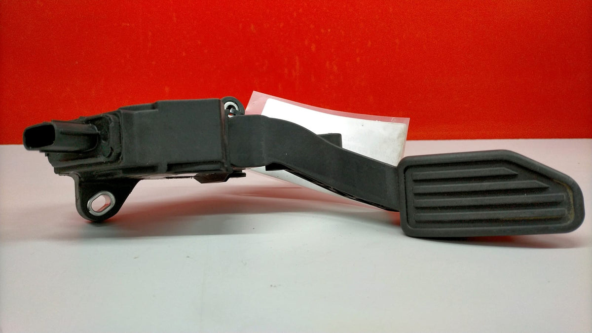Conjunto Sensor Pedal Acelerador Toyota Yaris P13 Toyota Yaris 2019 781100D110 781100D110