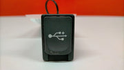 Enchufe Conector USB Toyota Yaris P13 Toyota Yaris 2019 FC0600021 FC0600021