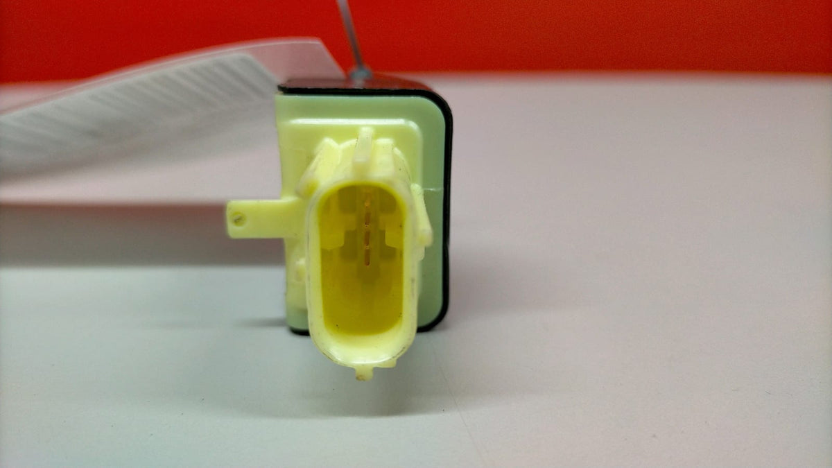 Sensor Airbag Toyota Yaris P13 Toyota Yaris 2019 8983102140 Ref 1120 8983102140
