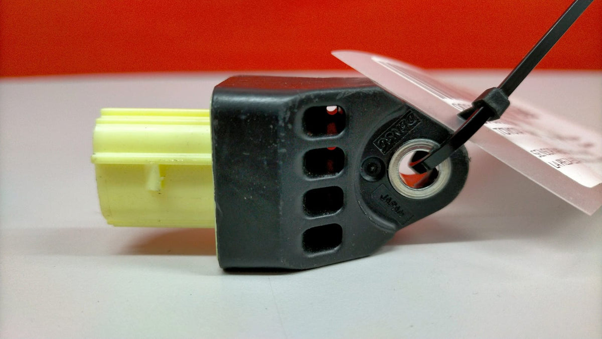 Sensor Airbag Toyota Yaris P13 Toyota Yaris 2019 8983102140 Ref 1120 8983102140