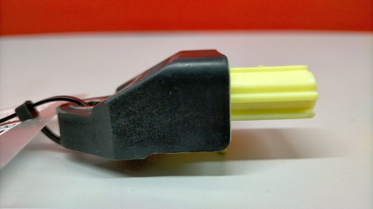 Sensor Airbag Toyota Yaris P13 Toyota Yaris 2019 8983102140 Ref 1120 8983102140