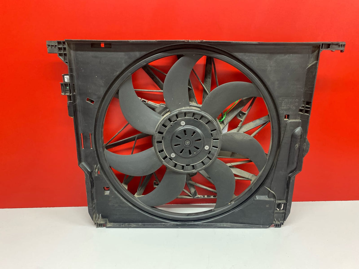 67327575682 Electroventilador Bmw Serie 5 F10 F11 Bmw Serie 5 2016 17427633273 17427633273