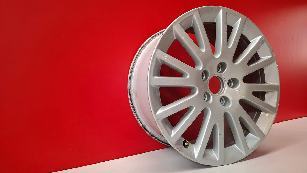 Llanta Audi A3 2007 8P0601025BF Ref 11156
