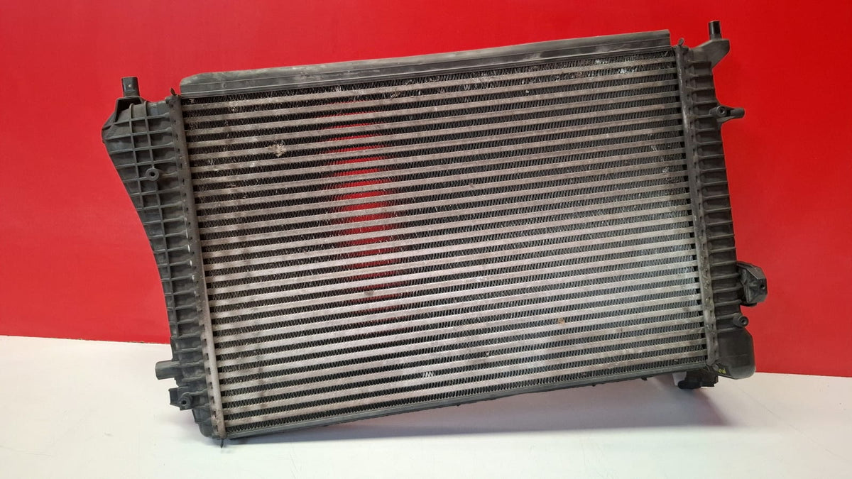Intercooler Volkswagen Eos 2007 1K0145803R