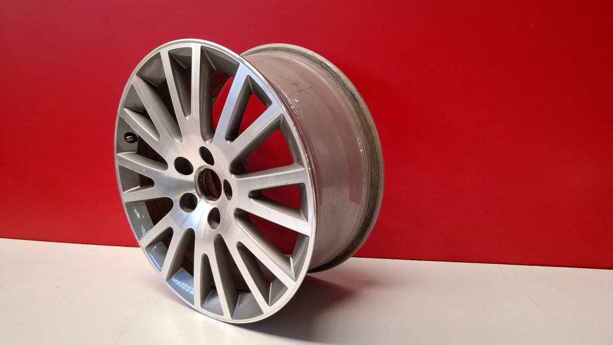 Llanta Audi A3 2011 8P0601025BE Ref 11089