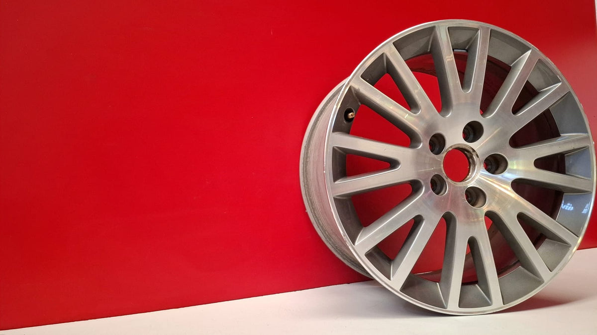 Llanta Audi A3 2011 8P0601025BE Ref 11089