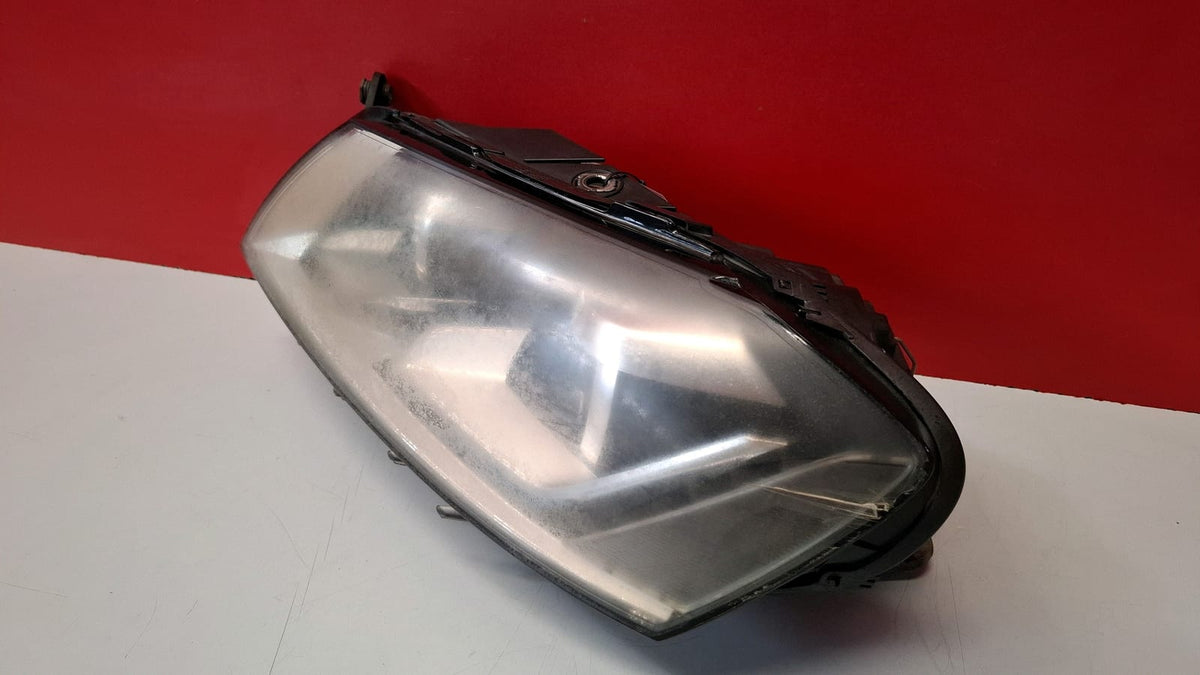 Faro Delantero Izquierdo Volkswagen Passat 2014 3AB941751 3AB941751