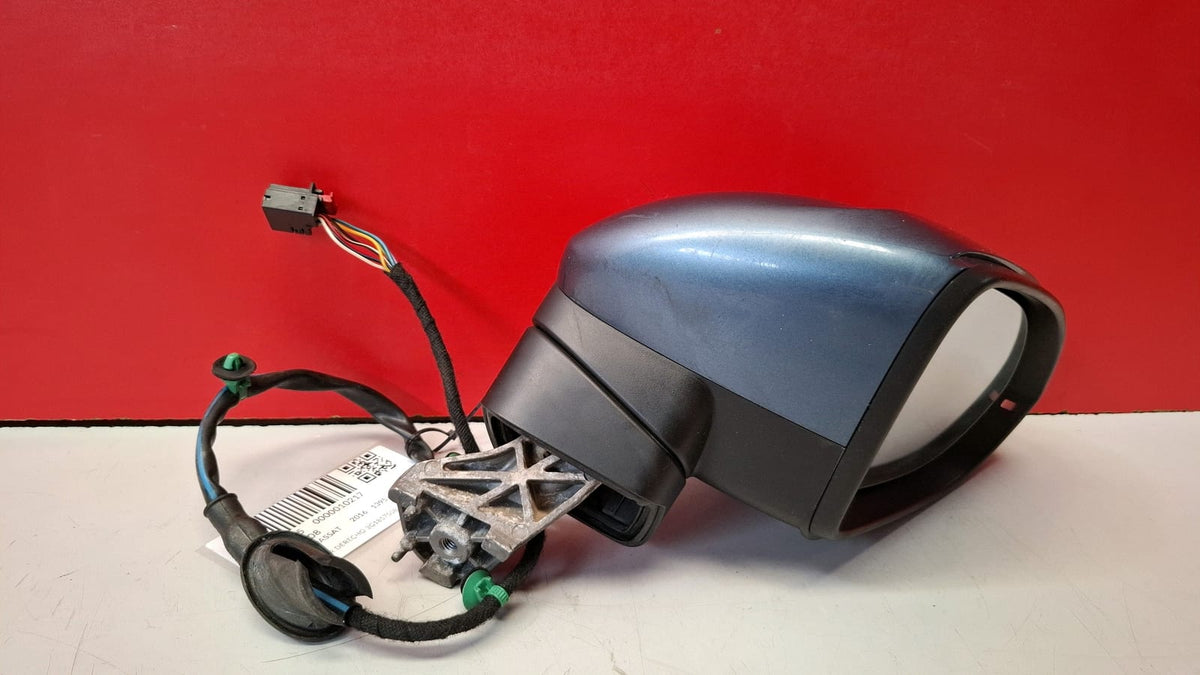 Retrovisor Derecho Volkswagen Passat 2016 3G1857508