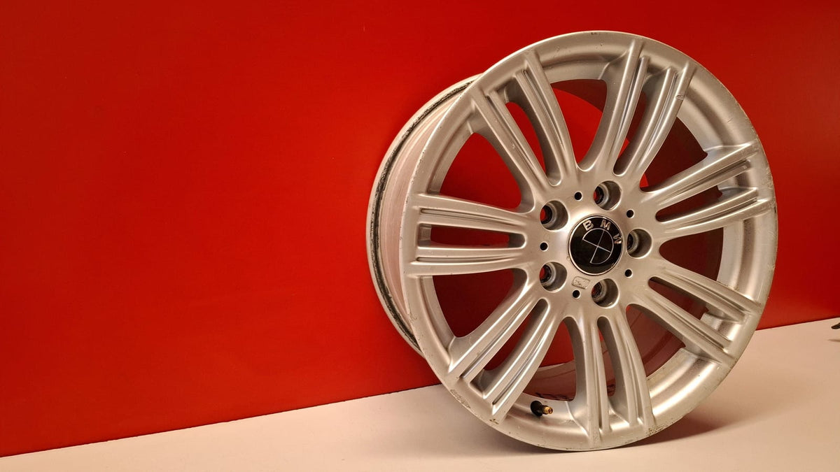 Llanta Bmw Serie 1 2012 36117845850 Ref 11086