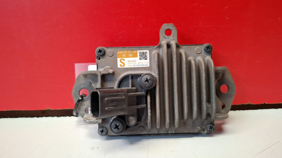 Sensor Radar de Distancia Toyota Corolla 2021 2301008016