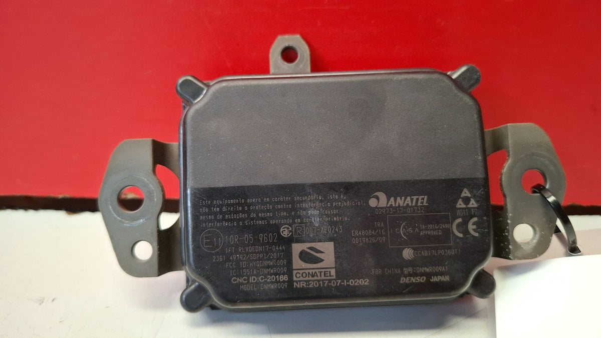 Sensor Radar de Distancia Toyota Corolla 2021 2301008016