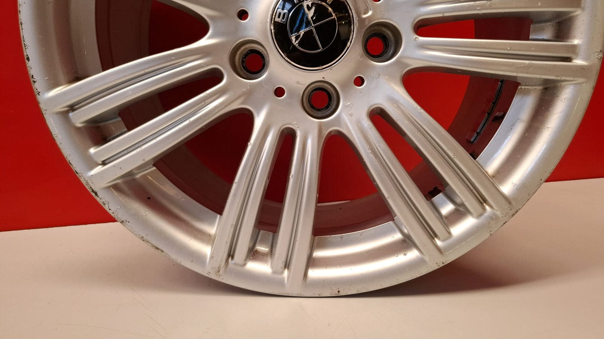 Llanta Bmw Serie 1 2012 36117845851 Ref 11084