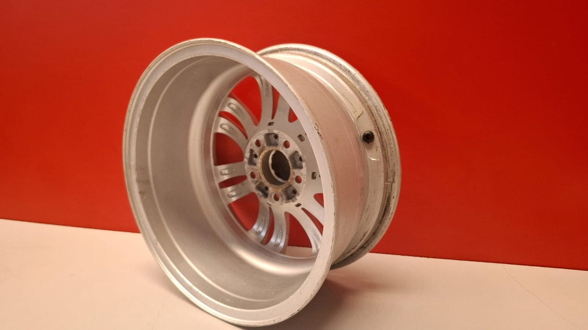 Llanta Bmw Serie 1 2012 36117845851 Ref 11083