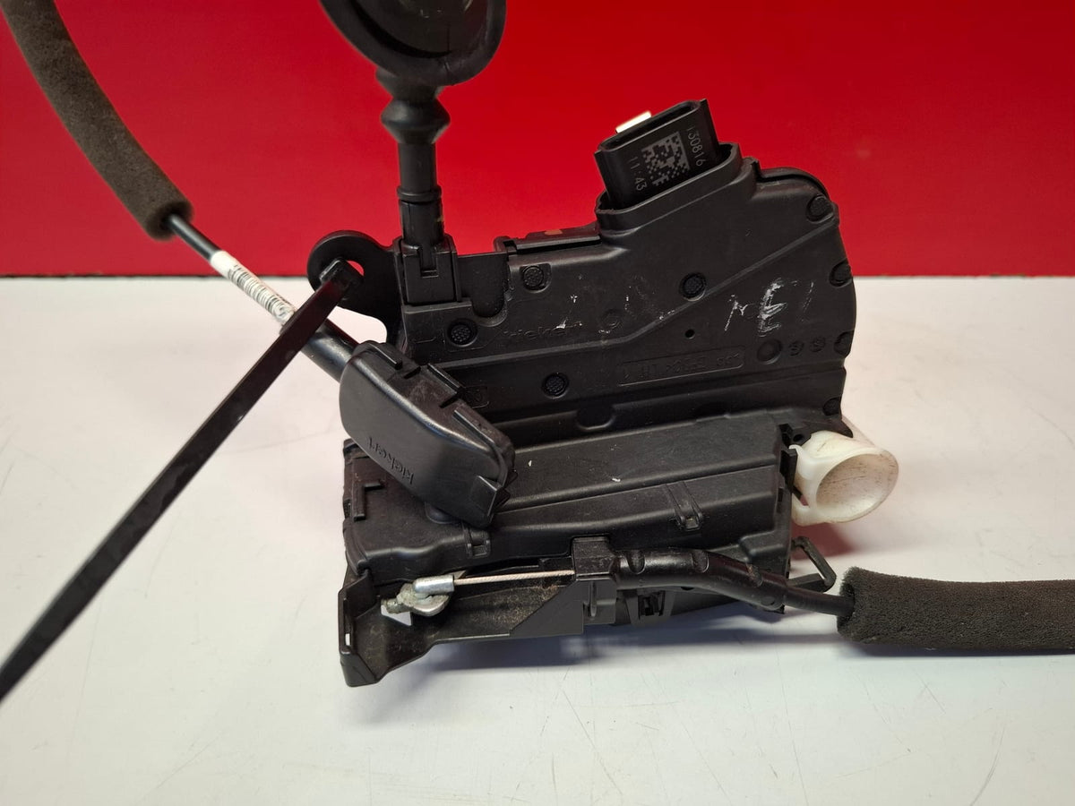 Cerradura Delantera Izquierda Renault Clio 2016 805033000R