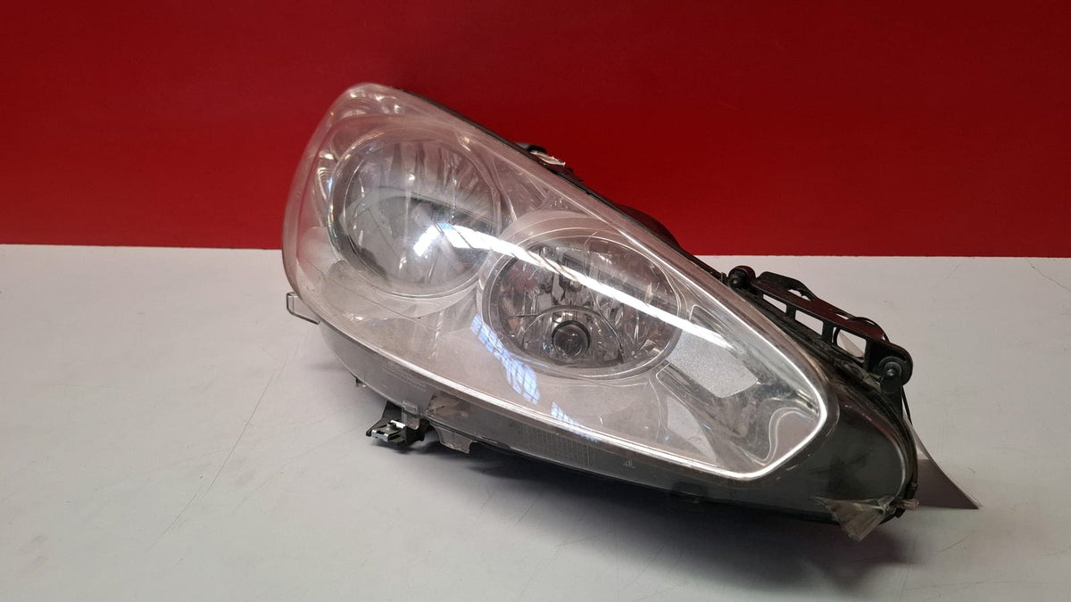 Faro del IZQ Peugeot 308 2009 FARO DELANTERO IZQUIERDO FARO DELANTERO IZQUIERDO