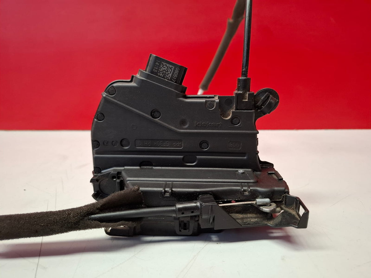 Cerradura Trasera Derecha Renault Clio 2017 825002104R Ref 9933 825002104R