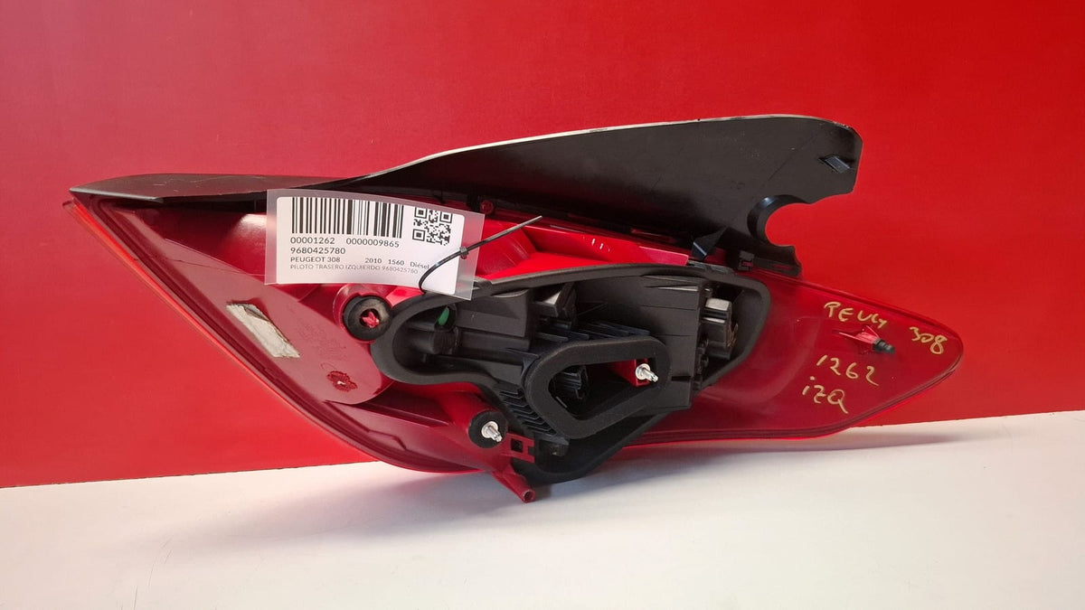 Piloto Trasero Izquierdo Peugeot 308 2010 9680425780 9680425780