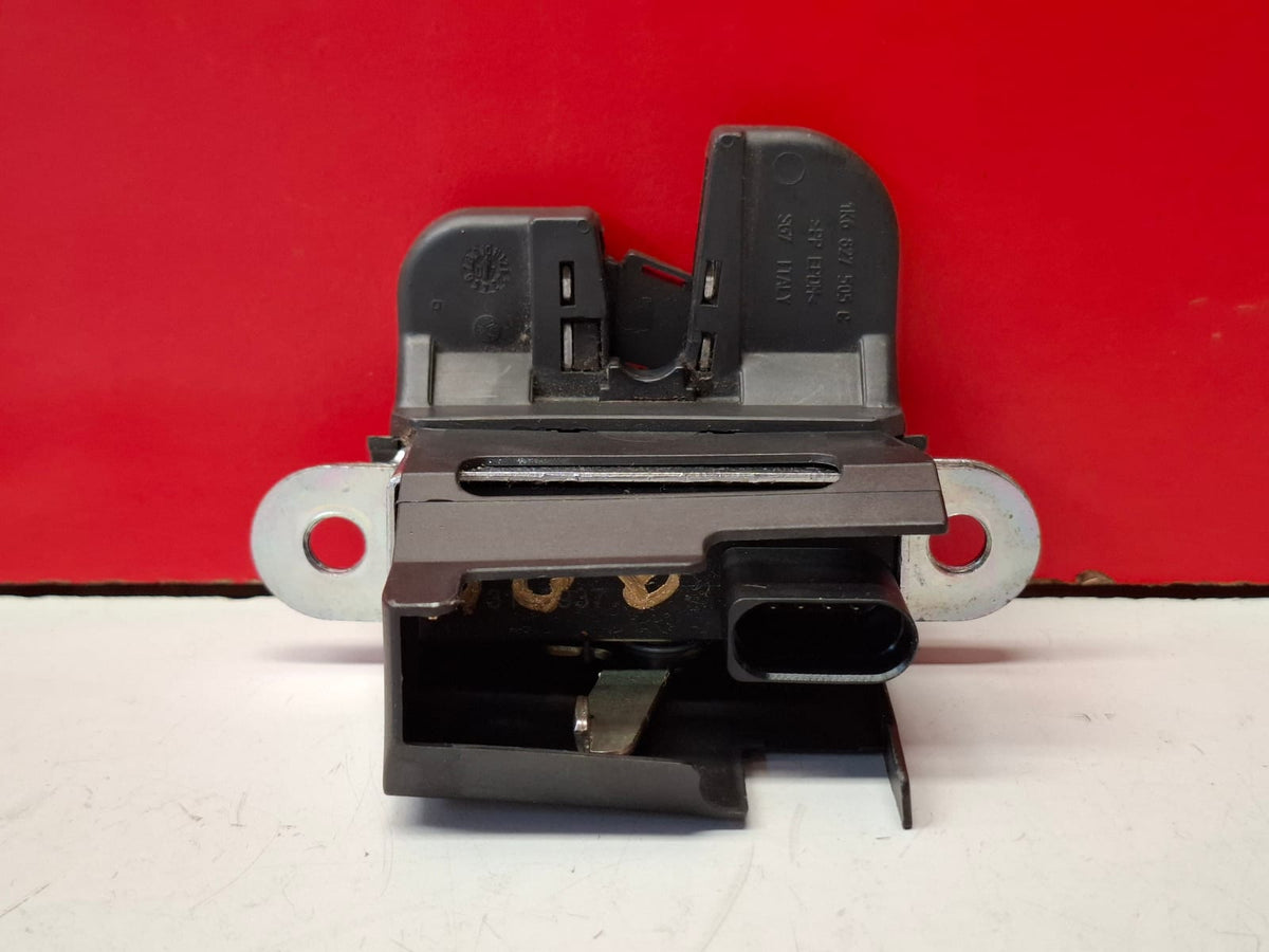 Cerradura Porton Volkswagen Golf 2008 3C9827645A 3C9827645A