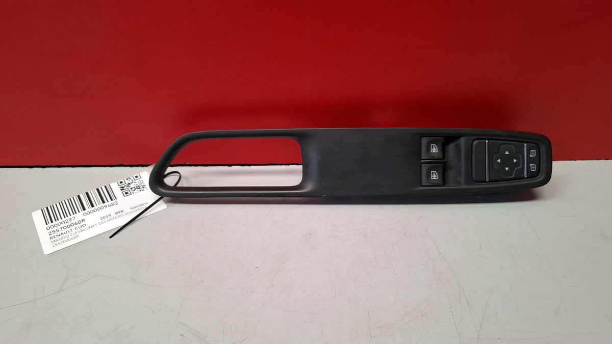 Mando Elevalunas Delantero Izquierdo Renault Clio 2019 255700068R 255700068R