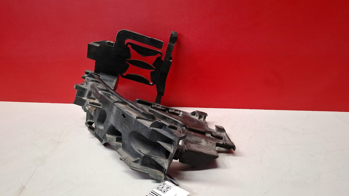 Soporte Faro Izquierdo Audi Q5 2010 8R0805607 8R0805607