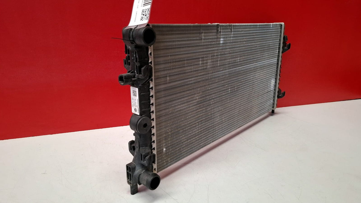 Radiador Seat Ibiza 2018 2Q0121253