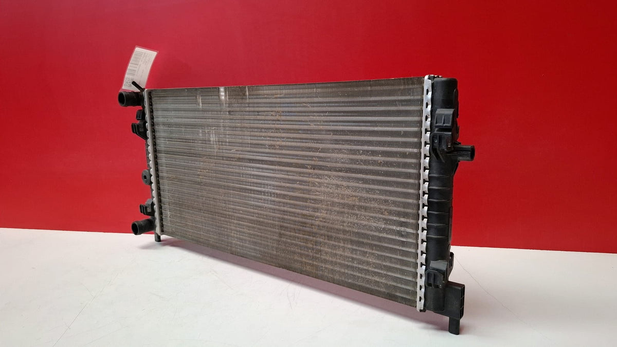 Radiador Seat Ibiza 2018 2Q0121253